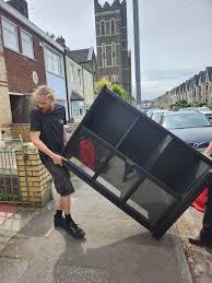 House removals team in Derby handling items safely with protection